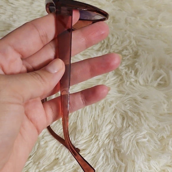 Purplish Sunglasses - Picture 6 of 6